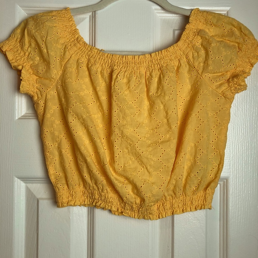 coquette cropped yellow crop top with flowers and puffy sleeves, size small